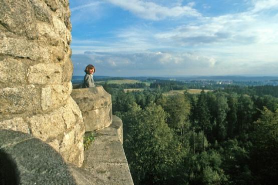 Rozhledna na vrchu Háj - výhled z rozhledny