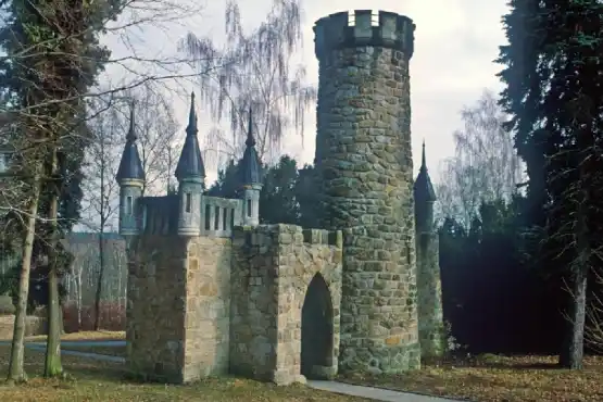 Rozhledna Salingburg ve Františkových Lázních