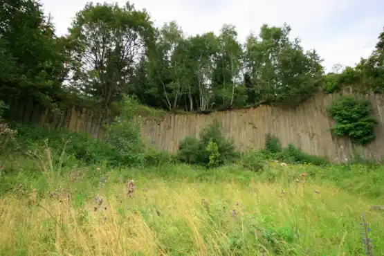 Přírodní památka Čedičová žíla Boč