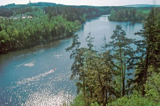 Vyhlídka Chebská stráž - výhled na Skalku a Zelenou horu