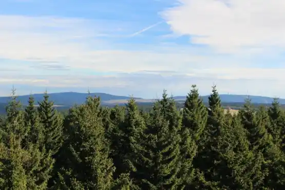 Rozhledna Blatenský vrch - výhled na Fichtelberg a Klínovec 