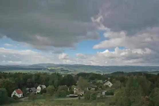 Rozhledna Milíře u Rozvadova - výhled na Milíře
