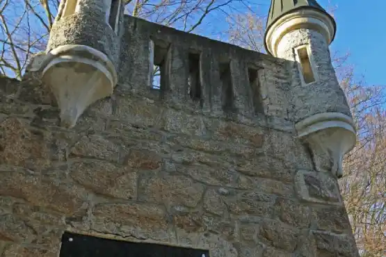 Rozhledna Salingburg ve Františkových Lázních - pamětní deska