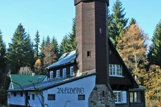 Olověný Vrch u Kraslic - rozhledna od severu