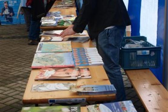 Burza propagačních materiálů v Sokolově 2014