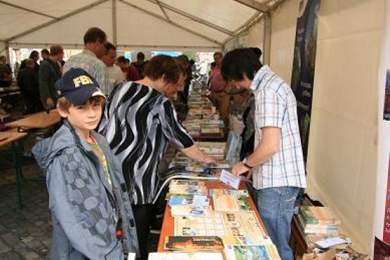 Burza propagačních materiálů v Chebu - 21.05.2011