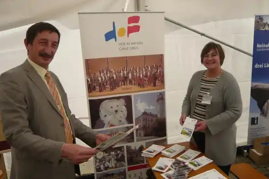 Burza propagačních materiálů v Chebu 2010