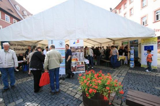 Burza propagačních materiálů v Chebu - 21.05.2011