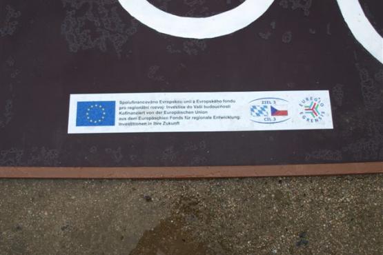 Burza propagačních materiálů v Chebu - 01. 06. 2013